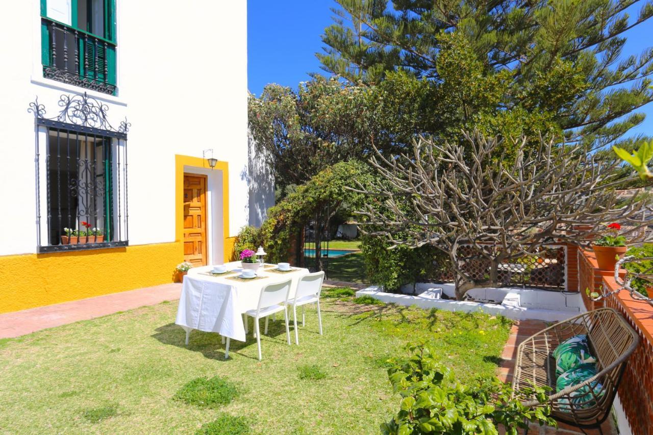 Villa Clavero Two Premium Apt Малага Экстерьер фото