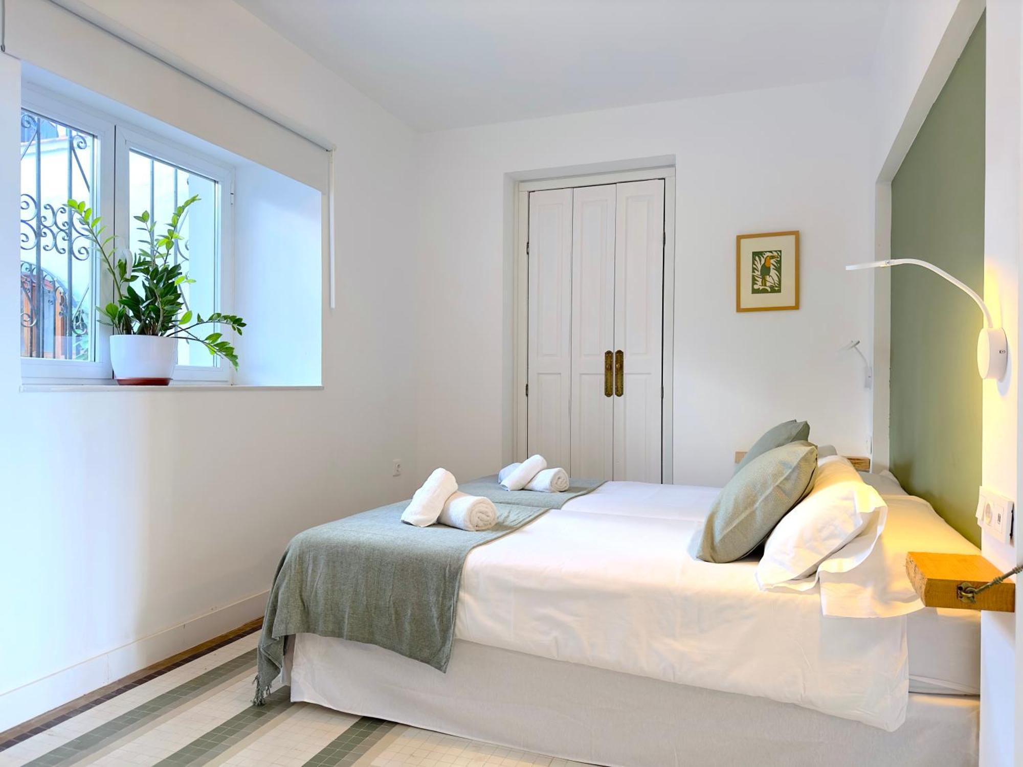 Villa Clavero Two Premium Apt Малага Экстерьер фото